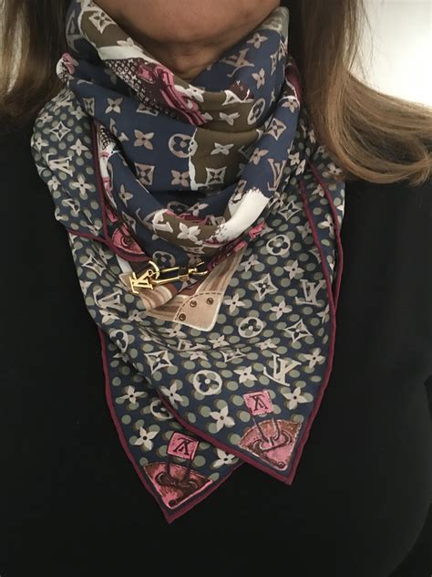 louis vuitton big scarf|louis vuitton scarf for women.